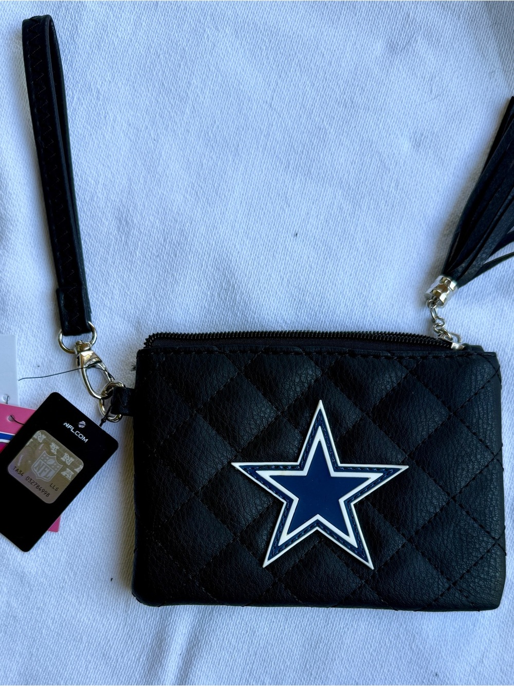 NFL Black Quilted Cowboys Wristlet with Navy & White Star